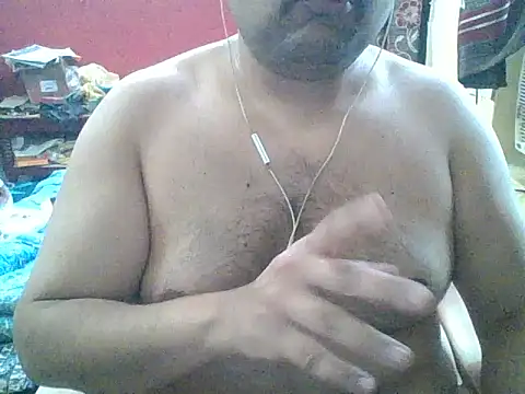 ARYANAVAILABLE online show from February 3, 2026, 7:57 am