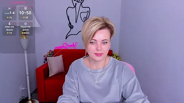 Julia Wilsone online show from February 25, 2026, 6:56 am