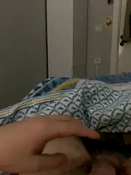 Erenn34 online show from December 15, 2025, 10:03 pm