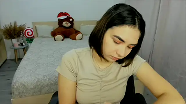 Alexa Dolly12 online show from December 17, 2024, 6:24 am