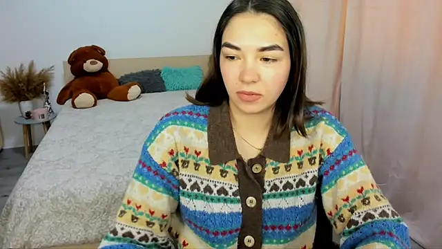 Alexa Dolly12 online show from March 11, 2025, 8:20 am