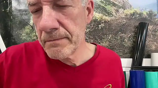 Snapshot of tauromolo chatting on June 17, 2026, 1:08 am tauromolo online show from June 17, 2026, 1:08 am