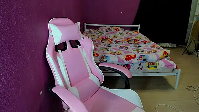 Lika8234 online show from February 8, 2026, 4:32 pm