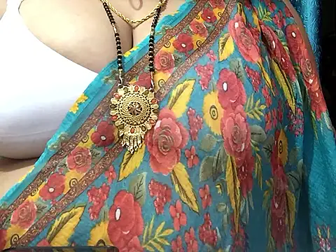 Desi bhabhiii online show from December 3, 2024, 9:33 am