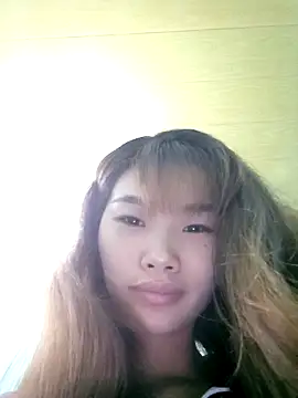 Lonalysexy online show from May 10, 2026, 2:00 pm