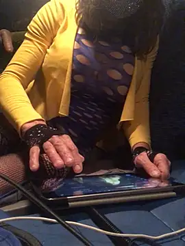 valeriatra69 online show from February 3, 2025, 8:46 pm