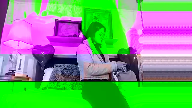 Snapshot of Alice_milf_ chatting on February 10, 2025, 11:25 am Alice milf online show from February 10, 2025, 11:25 am