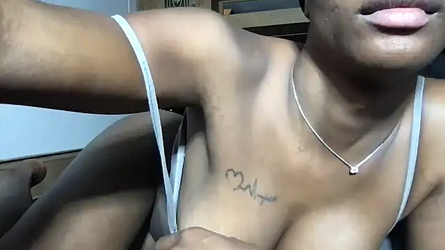 Snapshot of SeductiveMiahBrown chatting on February 4, 2026, 8:14 pm SeductiveMiahBrown online show from February 4, 2026, 8:14 pm