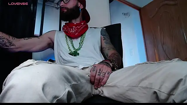 Snapshot of ren_stipee chatting on March 12, 2025, 11:12 pm ren stipee online show from March 12, 2025, 11:12 pm