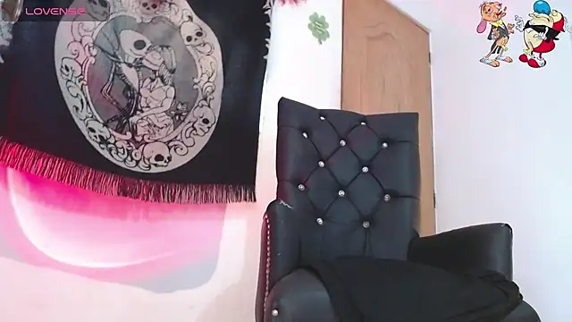 Snapshot of ren_stipee chatting on September 19, 2025, 9:37 pm ren stipee online show from September 19, 2025, 9:37 pm