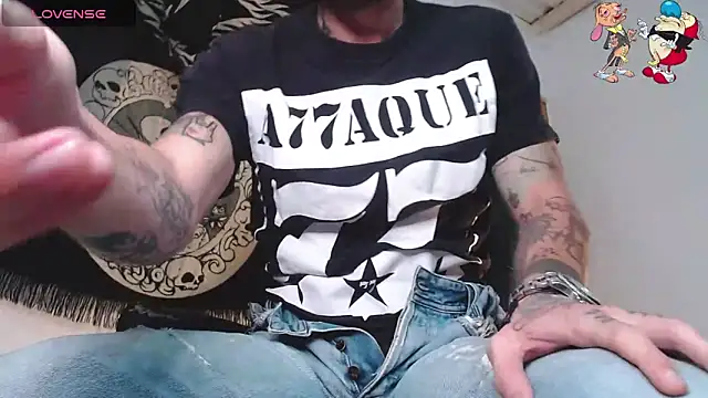 Snapshot of ren_stipee chatting on November 13, 2025, 9:14 pm ren stipee online show from November 13, 2025, 9:14 pm