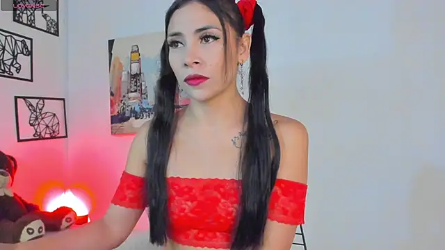 emma-hiill online show from January 25, 2025, 3:41 pm