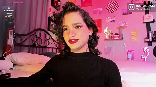 Snapshot of Aaron_Darkus chatting on March 3, 2026, 1:12 am Aaron Darkus online show from March 3, 2026, 1:12 am