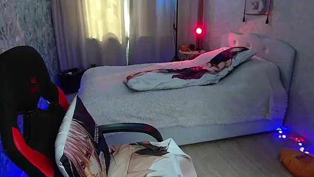 Jenny Fox online show from April 15, 2026, 5:47 am