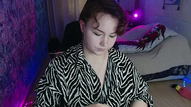 Snapshot of Jenny_Fox chatting on July 4, 2026, 5:13 am Jenny Fox online show from July 4, 2026, 5:13 am