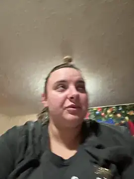 lairarose online show from November 16, 2025, 8:31 am