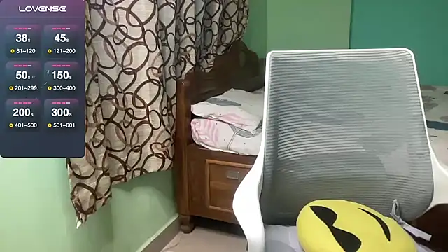 senorita78 online show from February 14, 2025, 8:42 am