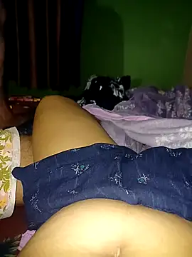 sexy couple32 online show from December 20, 2024, 6:24 pm