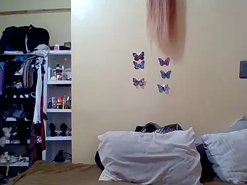 Snapshot of Zara_Twilight chatting on January 11, 2026, 11:26 am Zara Twilight online show from January 11, 2026, 11:26 am