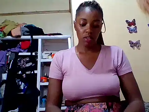 Snapshot of Zara_Twilight chatting on February 18, 2026, 4:36 pm Zara Twilight online show from February 18, 2026, 4:36 pm