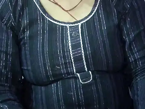 Snapshot of SHONALI_ chatting on December 18, 2024, 5:31 pm SHONALI online show from December 18, 2024, 5:31 pm