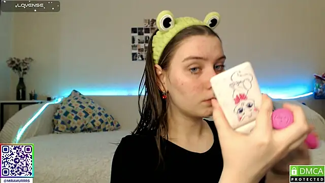 Snapshot of MurrrWorren chatting on February 20, 2025, 5:44 am MurrrWorren online show from February 20, 2025, 5:44 am