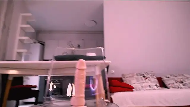 oxxxy    online show from January 29, 2025, 7:46 am