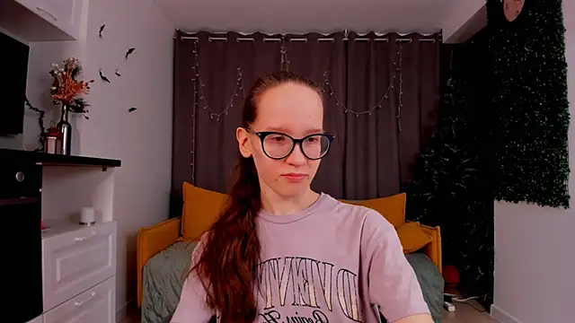 Snapshot of BettyBrowni chatting on January 23, 2025, 4:15 pm BettyBrowni online show from January 23, 2025, 4:15 pm