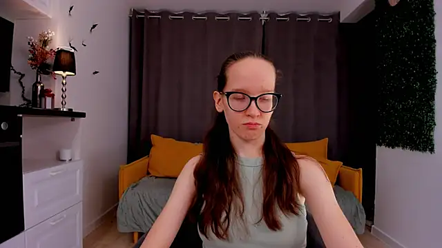 Snapshot of BettyBrowni chatting on February 15, 2025, 4:12 pm BettyBrowni online show from February 15, 2025, 4:12 pm
