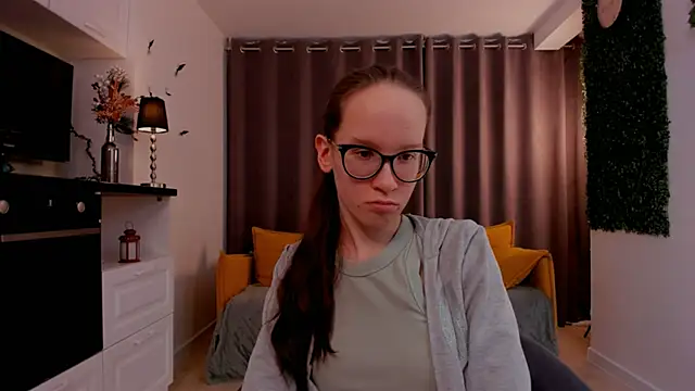 Snapshot of BettyBrowni chatting on March 2, 2025, 10:16 pm BettyBrowni online show from March 2, 2025, 10:16 pm