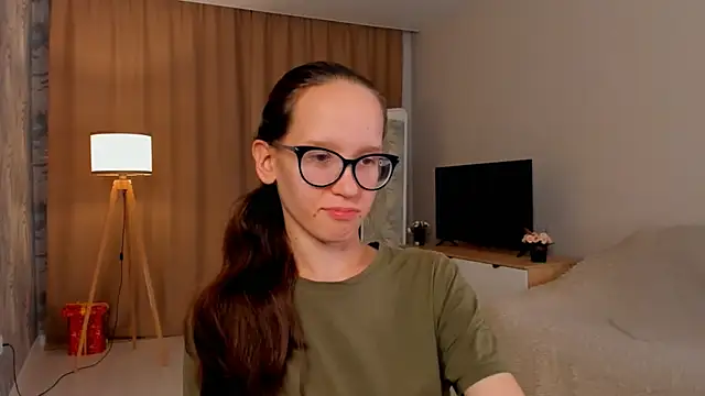 Snapshot of BettyBrowni chatting on September 19, 2025, 4:07 pm BettyBrowni online show from September 19, 2025, 4:07 pm