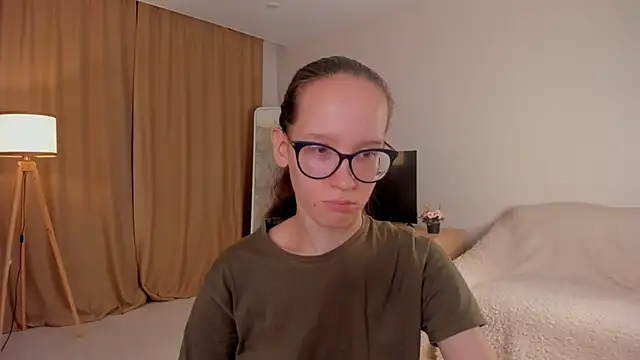 Snapshot of BettyBrowni chatting on October 21, 2025, 4:51 pm BettyBrowni online show from October 21, 2025, 4:51 pm