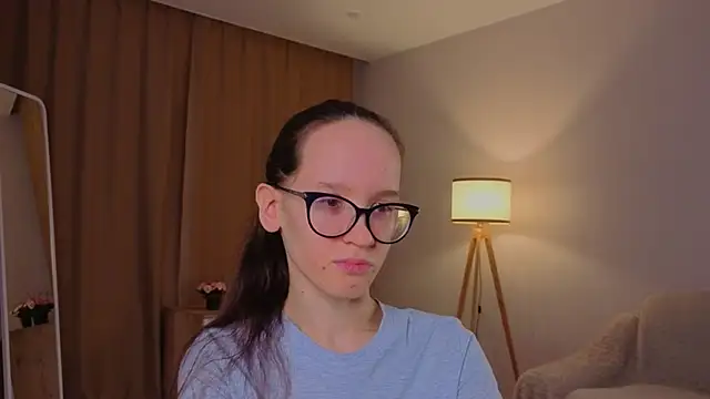 BettyBrowni online show from March 8, 2026, 4:11 pm