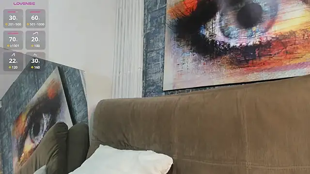 Snapshot of Paola__23 chatting on February 4, 2025, 12:22 pm Paola 23 online show from February 4, 2025, 12:22 pm