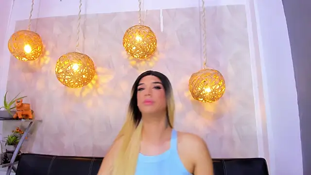 victoria aleia  online show from January 30, 2025, 8:10 pm