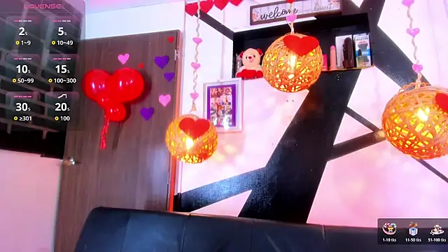 victoria aleia  online show from February 13, 2026, 9:22 pm