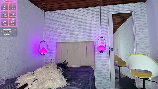 Snapshot of sarah_banks1 chatting on March 5, 2025, 2:03 am sarah banks1 online show from March 5, 2025, 2:03 am