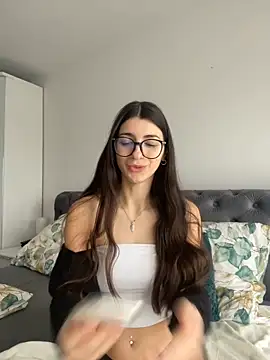 Wildberry  online show from March 21, 2026, 8:30 am