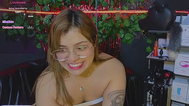 Sweett Mollyy online show from November 23, 2025, 1:16 am