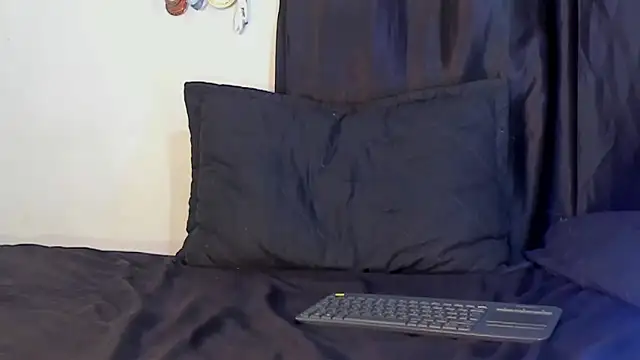 zyongracia online show from February 23, 2025, 2:25 pm