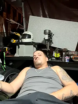 Snapshot of joeycbigcock chatting on September 27, 2025, 8:25 pm joeycbigcock online show from September 27, 2025, 8:25 pm