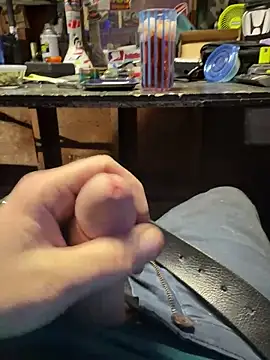 Snapshot of joeycbigcock chatting on February 1, 2026, 8:29 pm joeycbigcock online show from February 1, 2026, 8:29 pm