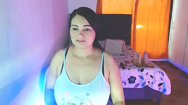 Snapshot of Kerly_Lopez chatting on June 4, 2026, 10:38 pm Kerly Lopez online show from June 4, 2026, 10:38 pm