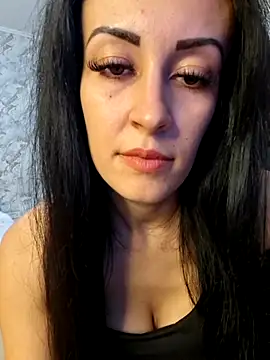 loryyy sexyyy online show from November 6, 2025, 6:09 pm