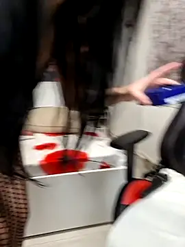 loryyy sexyyy online show from February 1, 2026, 8:18 pm