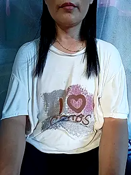 Snapshot of Asian_girl13 chatting on July 13, 2026, 1:41 am Asian girl13 online show from July 13, 2026, 1:41 am