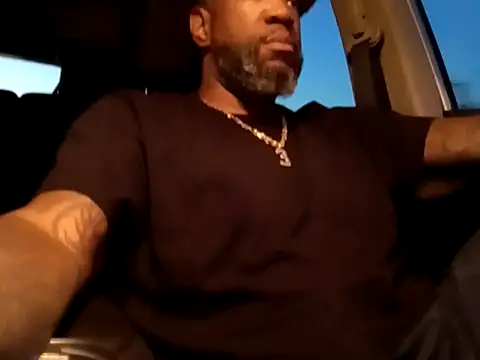 3prettyboy3 online show from October 24, 2025, 1:24 am