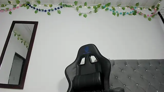 Snapshot of Lau_Beauty chatting on February 7, 2026, 12:20 pm Lau Beauty online show from February 7, 2026, 12:20 pm