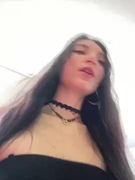 loly-yandere online show from December 17, 2024, 8:21 pm