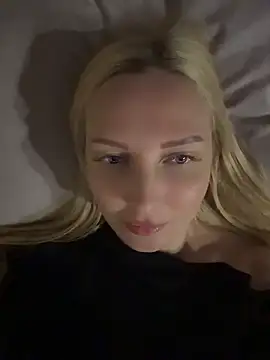 Snapshot of Aleksandrakis chatting on May 29, 2026, 3:43 pm Aleksandrakis online show from May 29, 2026, 3:43 pm